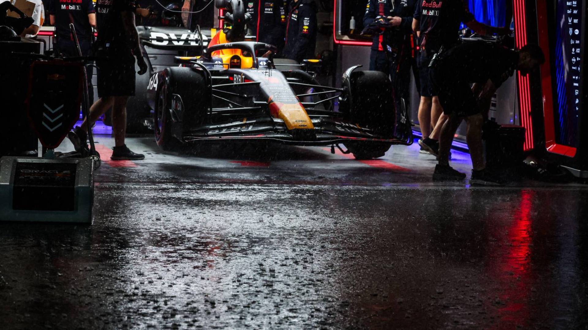 Heavy rain that usually happens in Interlagos.